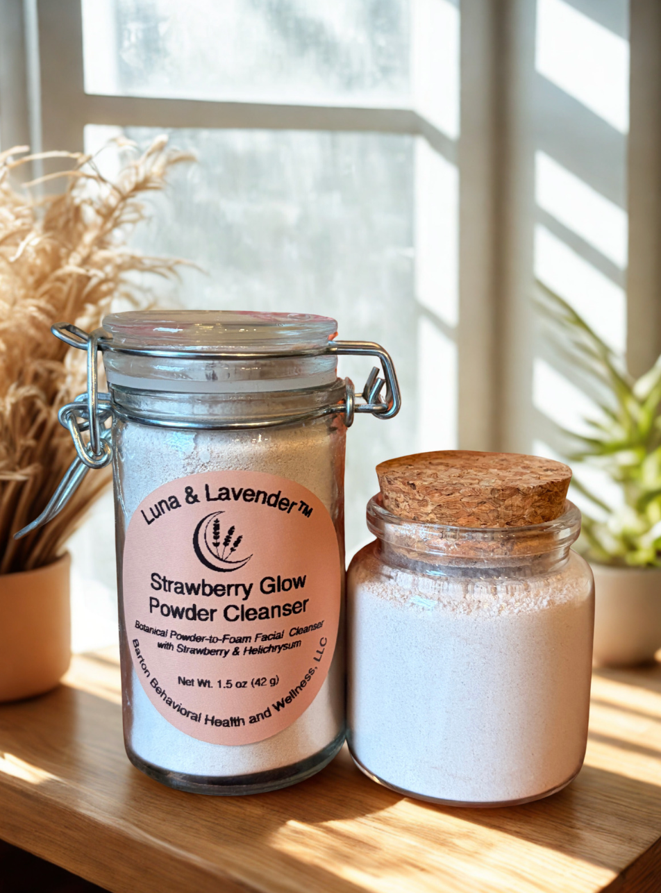 Luna & Lavender™ Strawberry Glow Powder Cleanser