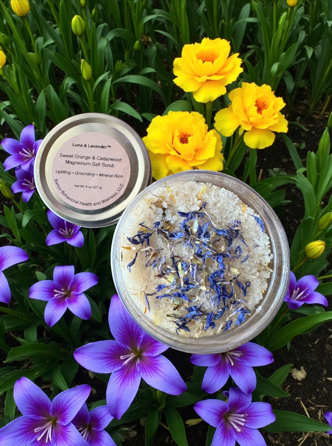 Sweet Orange & Cedarwood Magnesium Salt Scrub / Exfoliante de Sales de Magnesio con Naranja Dulce y Cedro